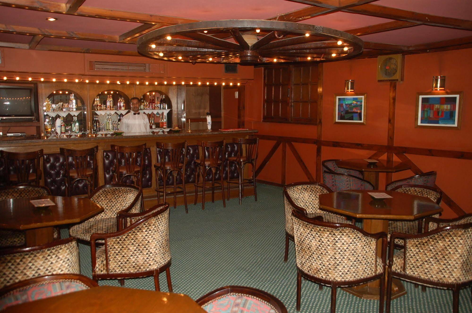 Victoria Azur Hotel カイロ エクステリア 写真